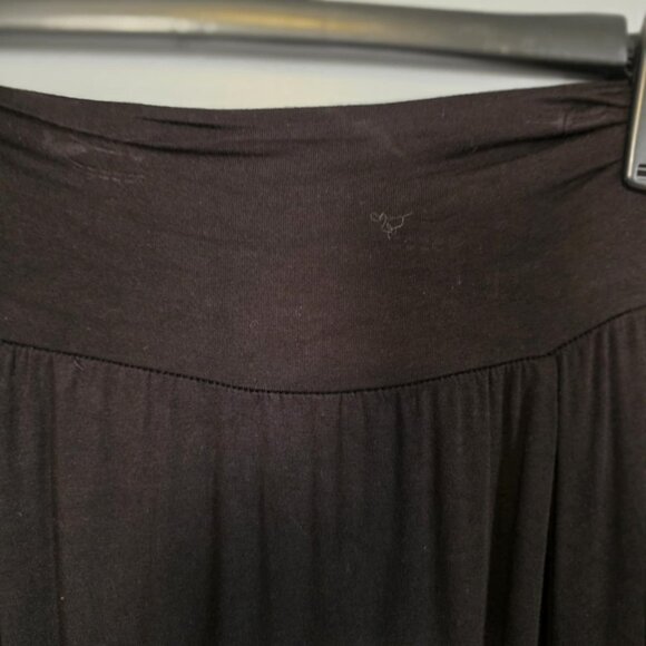 EUC Apt. 9 Soft flowy Skirt with sheer bottom - Picture 5 of 6